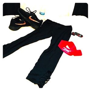 💕Black yoga pants with crisscross ankle